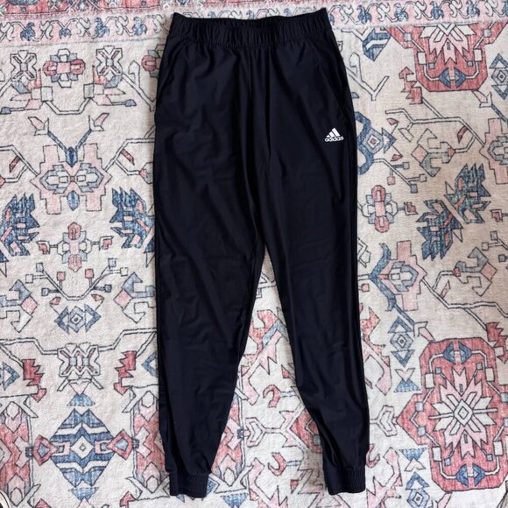Adidas Essential Men's Golf Joggers Pants - size Small